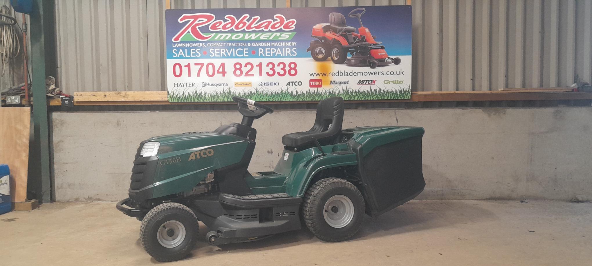 Used Atco GT30H Ride On Lawnmower - Image 2