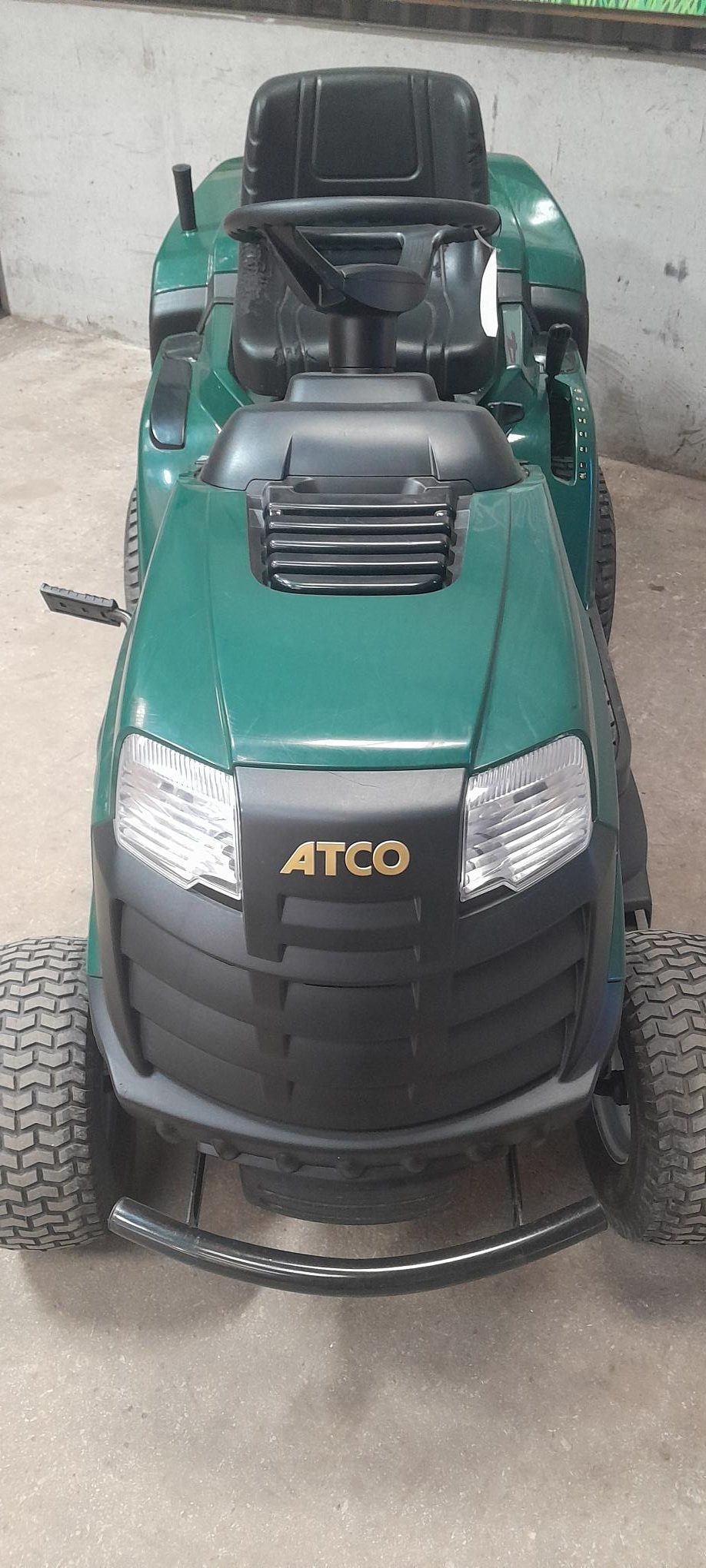 Used Atco GT30H Ride On Lawnmower - Image 3